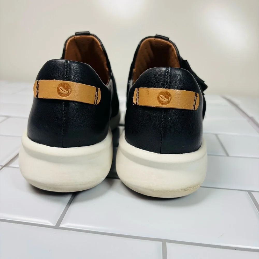 Clark’s Un Rio Strap Black Leather Slip-On Shoes 261456144070 - Picture 8 of 11